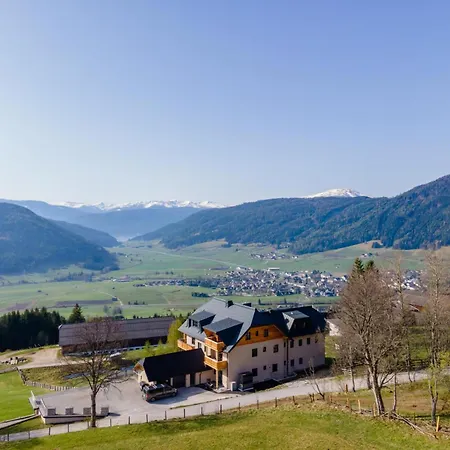 Lägenhet Laerchenhof 303 *